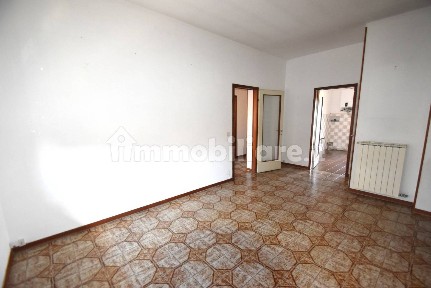 Trilocale via Sempione 33, Porta Torino, Vercelli