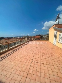 Mansarda buono stato, 80 m², Centro, Formia