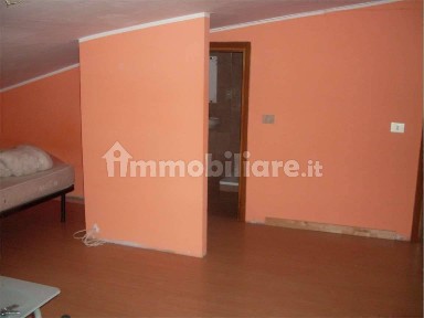 Mansarda buono stato, 30 m², Centro, Cori