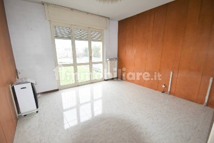 Appartamento via Tripoli 21, Semicentro, Vercelli