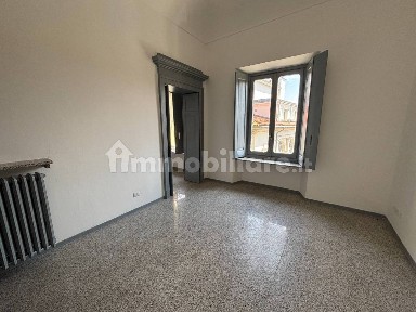 Trilocale via Fratelli Ponti 5, Centro, Vercelli