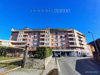 Bilocale via ferro 57, Centro, Borgosesia