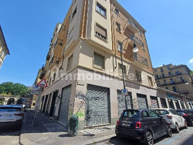 Torino, Via Roma, Via San Quintino, 1