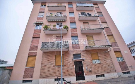 Vercelli, Via Pistoia