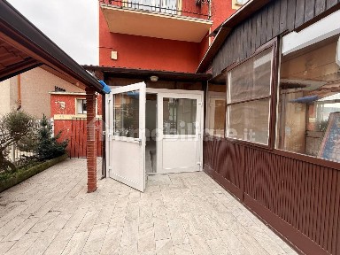 Locale commerciale in Affitto