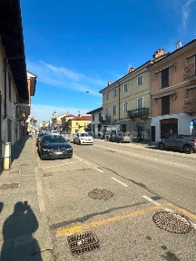 Locale commerciale in Affitto