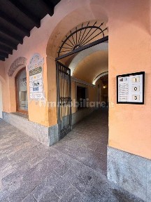 Locale commerciale in Affitto