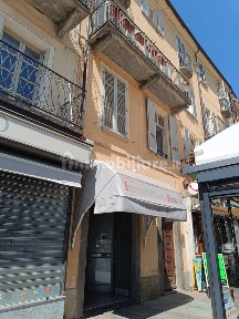 Pinerolo, Piazza Camillo Benso di Cavour, 20