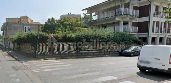 Quadrilocale via Bezzecca, 36, Semicentro, Vercelli