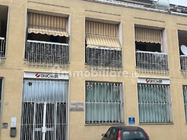 Quadrilocale piazza Francesco Donato 4, Centro, Saluggia