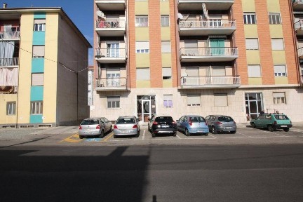 Trilocale corso Leone Giordano 5, Centro, Livorno Ferraris