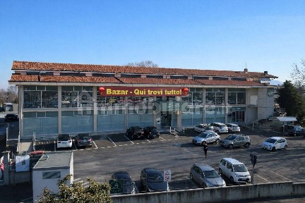 Ristorante con laboratorio in Affitto
