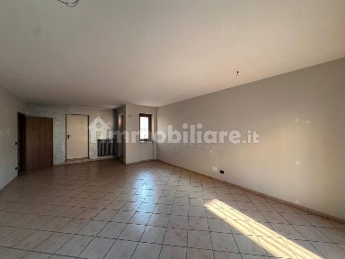 Locale commerciale in Affitto