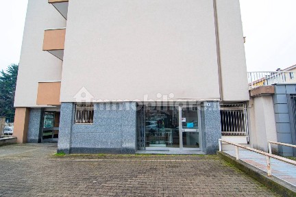 Locale commerciale in Affitto