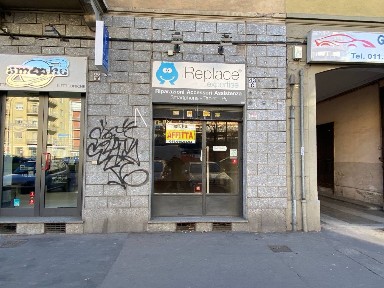 Locale commerciale in Affitto