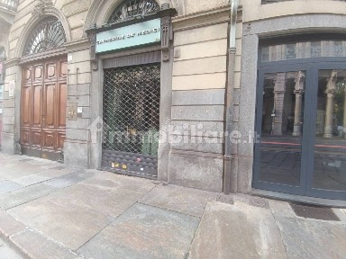 Torino, Piazza Solferino - Corso Matteotti, Via Cernaia, 3