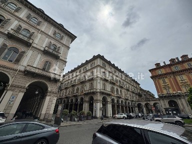 Torino, Cittadella, Piazza Statuto, 1