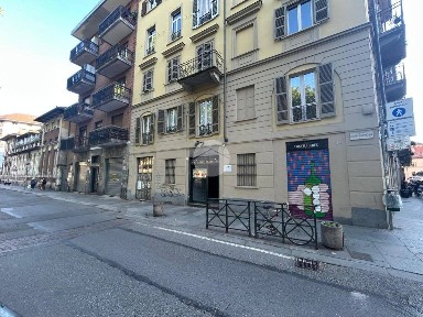 Torino, Vanchiglia, Corso Regina Margherita, 37