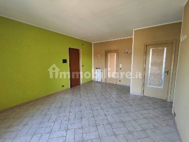 Quadrilocale via Saluggia 7, Centro, Livorno Ferraris