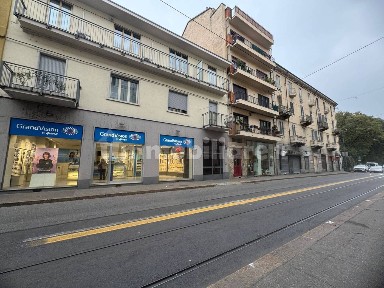 Locale commerciale in Affitto