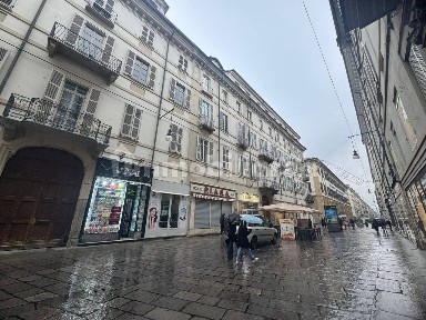 Locale commerciale in Affitto