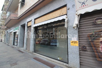 Torino, Nizza Millefonti, Via Genova, 40