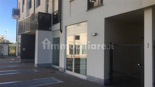 Locale commerciale in Affitto
