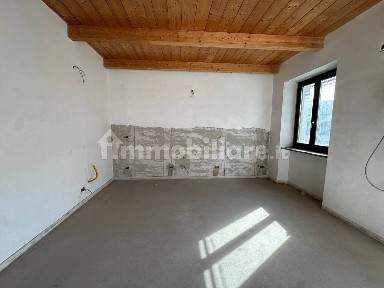 Trilocale via Monte di Pietà 4, Centro, Vercelli