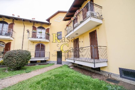 Trilocale via giovanni faldella 68, Centro, Crescentino