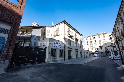 Torino, Aurora, Via Bernardino Lanino, 2/N