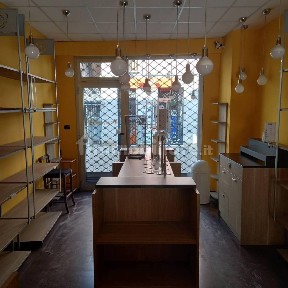 Locale commerciale in Affitto
