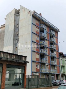 Bilocale via Vittorio Veneto 21, Centro, Borgosesia