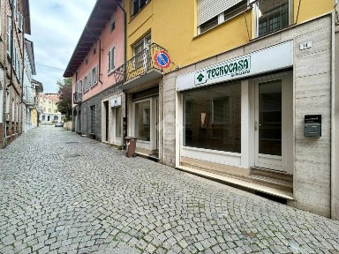 Strambino, Via Piemonte, 10