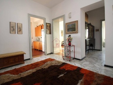 Quadrilocale via Vittorio Veneto 6, Centro, Vercelli