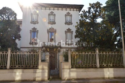 Appartamento via Massaua 2, Semicentro, Vercelli