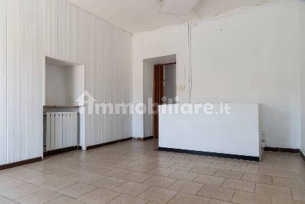 Locale commerciale in Affitto
