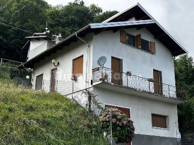 Quadrilocale Cervarolo, Varallo