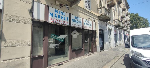 Locale commerciale in Affitto