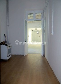 Locale commerciale in Affitto