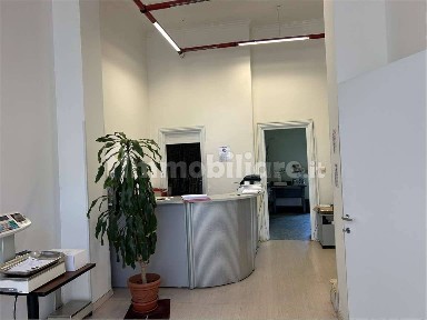 Locale commerciale in Affitto