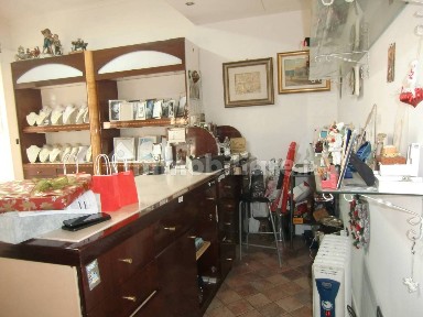 Locale commerciale in Affitto