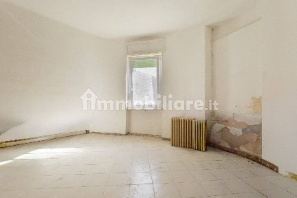 Bilocale via mazzini 21, Centro, Quarona