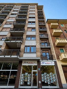 Locale commerciale in Affitto