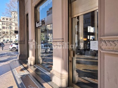 Locale commerciale in Affitto