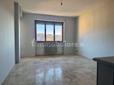 Appartamento corso matteotti, 272, Centro, Serravalle Sesia