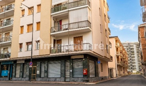 Locale commerciale in Affitto