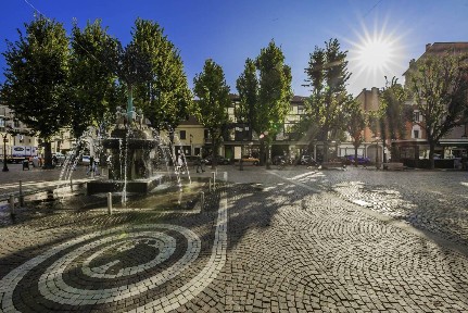 Rivoli, Piazza Martiri della Libertà, 9