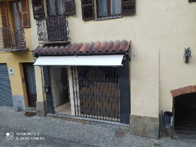 Locale commerciale in Affitto