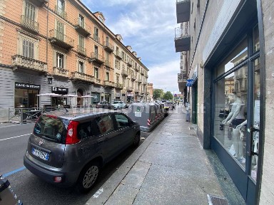 Locale commerciale in Affitto