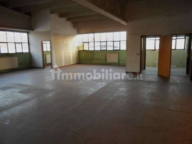 Laboratorio in Affitto